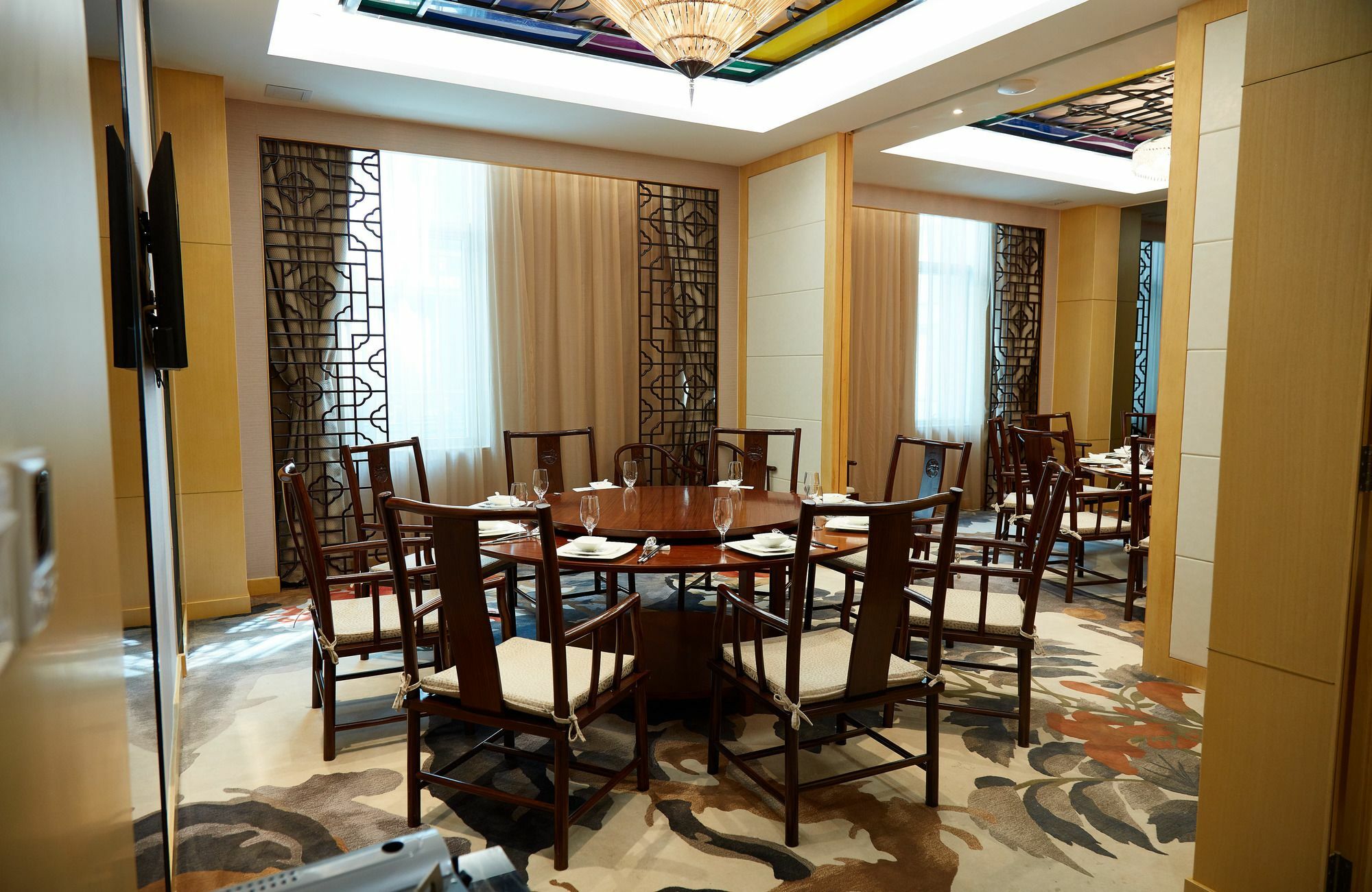 The Thousand Lantern Lake Hotel Фошань Экстерьер фото