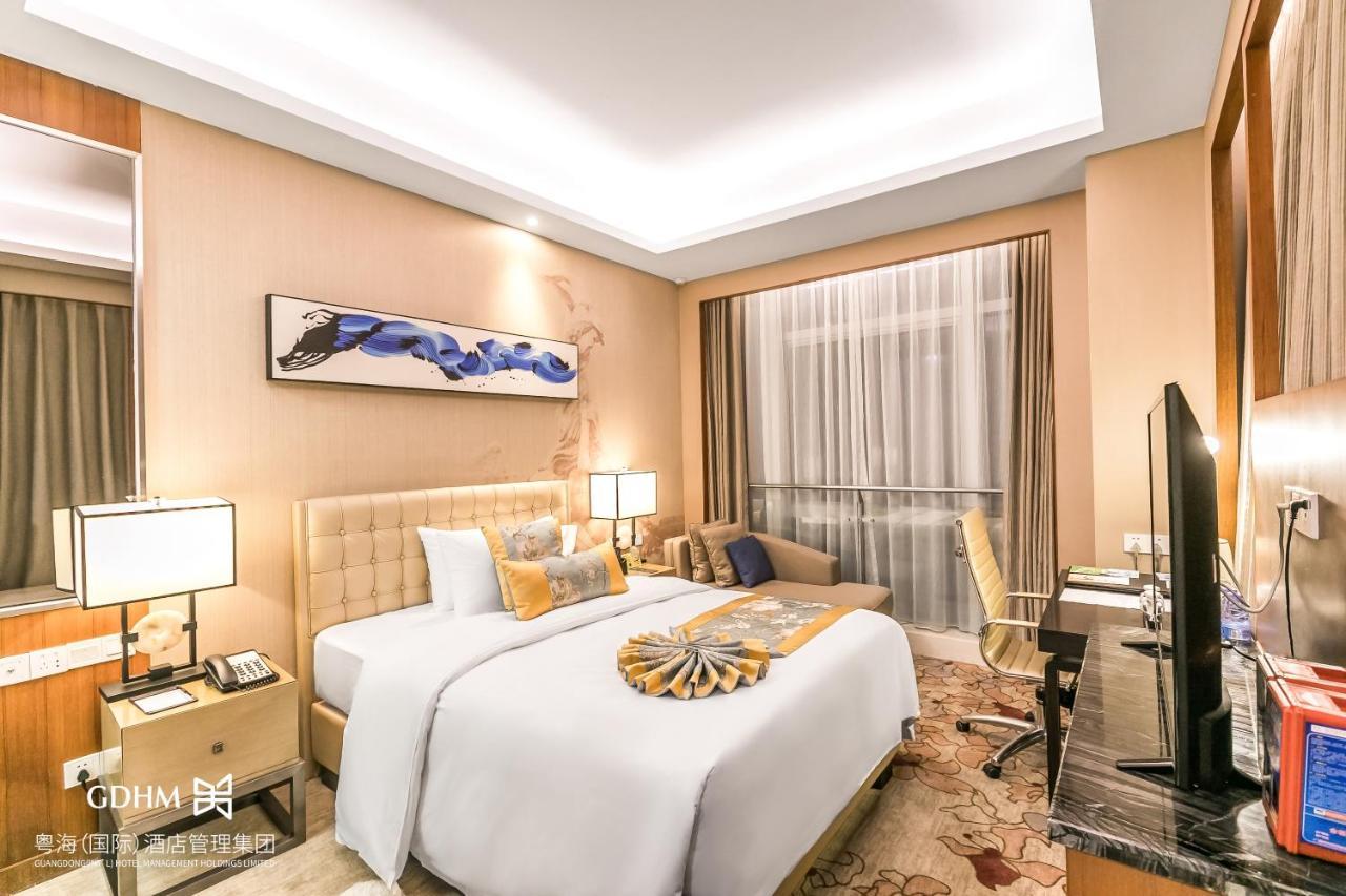 The Thousand Lantern Lake Hotel Фошань Экстерьер фото